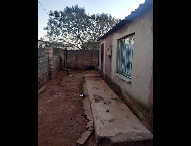 1 BEDROOM HOUSE FOR SALE IN ROODEKOP